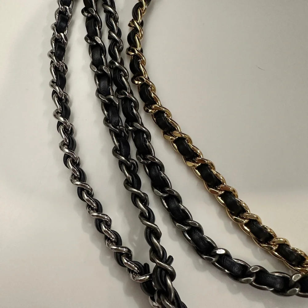 Chanel small Gabrielle hobo in black iridescent aged calfskin - Picture 13 of 17